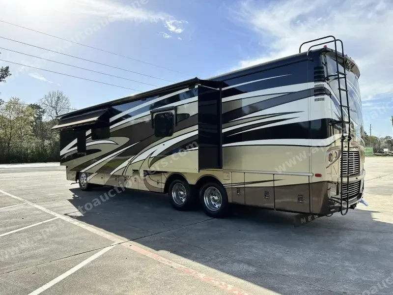 2015 Newmar Ventana 4037 photo 7