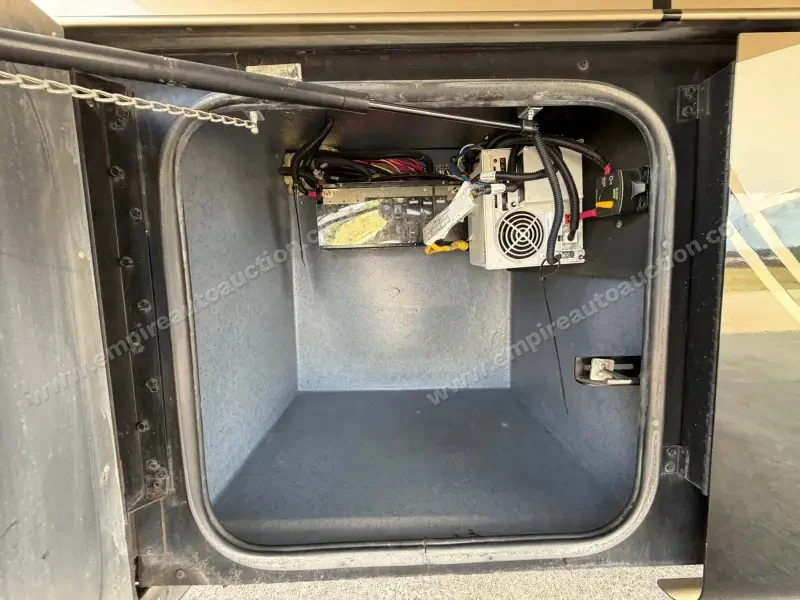 2015 Tiffin Allegro Bay 32 photo 25