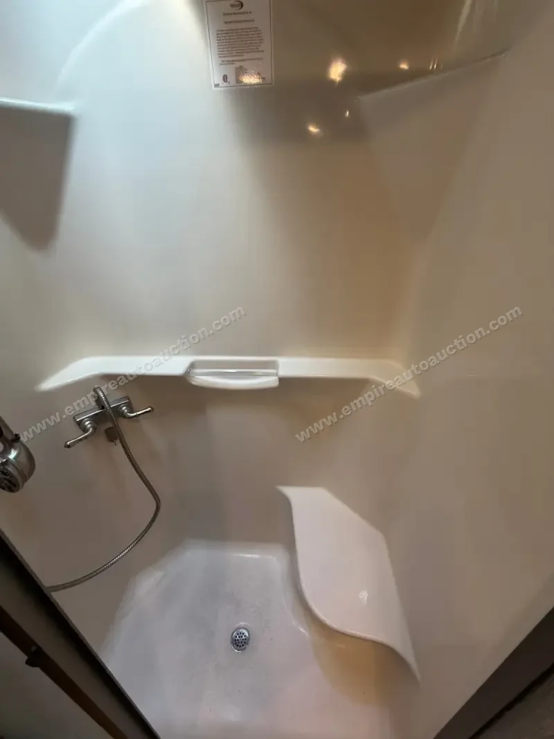 2015 Tiffin Allegro Bay 32 photo 42