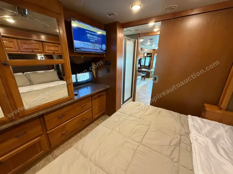 2015 Tiffin Allegro Bay 32 photo 34
