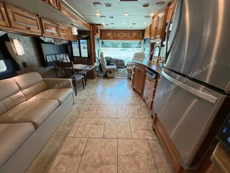 2015 Tiffin Allegro Bay 32 photo 4
