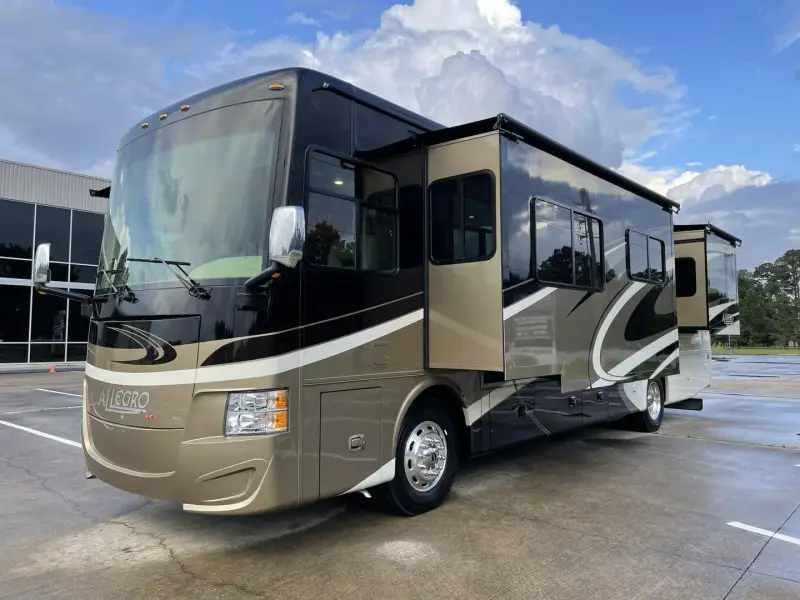 2015 Tiffin Allegro Red 36QSH photo 1