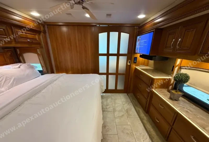 2017 Entegra Anthem 44B photo 37