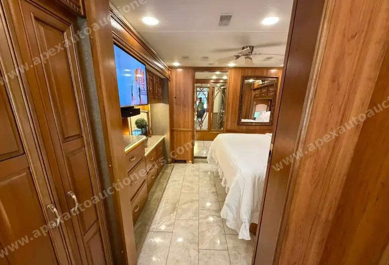 2017 Entegra Anthem 44B photo 32