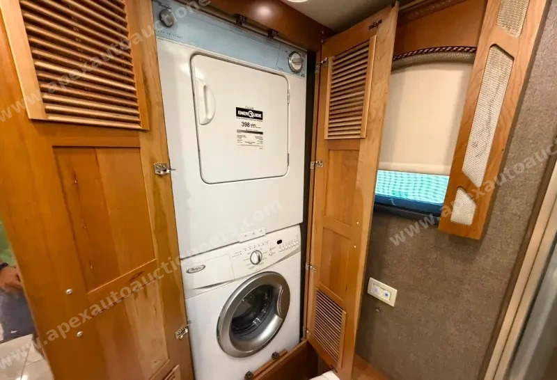 2017 Entegra Anthem 44B photo 43