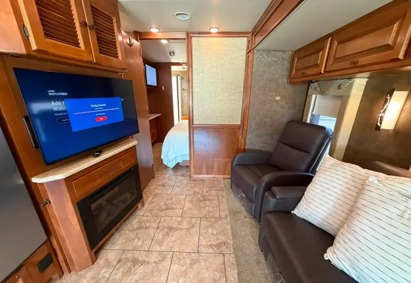 2014 Tiffin Allegro Open Road 36LA photo 16