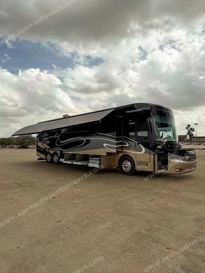 2014 Newmar Essex 4557 photo 77