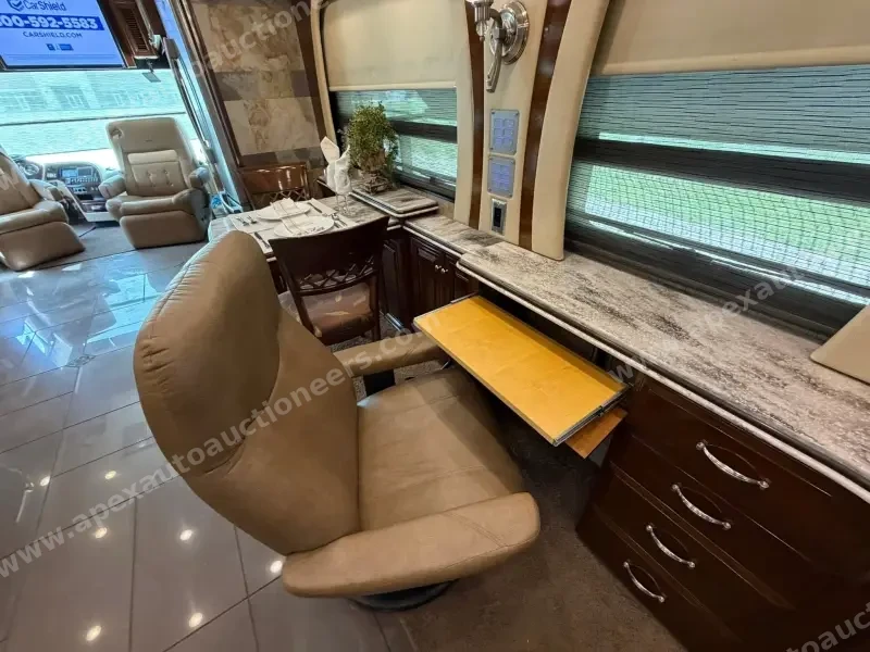 2014 Newmar Essex 4557 photo 42