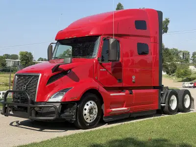 2022 Volvo VNL 760
