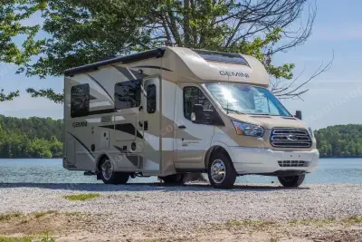 2018 Gemini 23TR by Thor Motor Coach