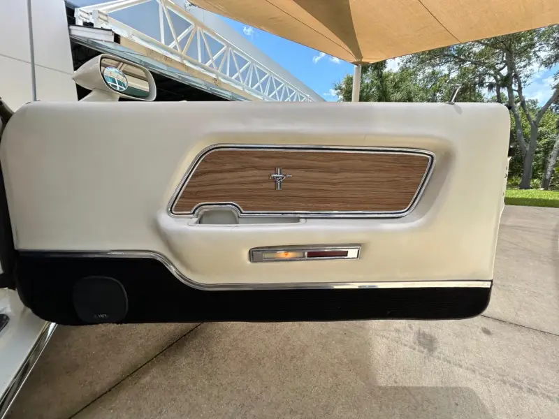 1969 Ford Mustang Mach 1 photo 18