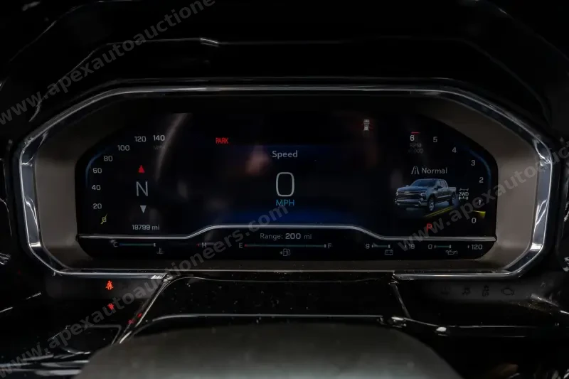 2021 Chevrolet Silverado 1500 Crew Cab RST photo 29