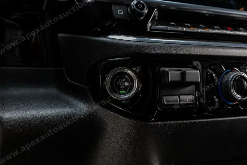 2021 Chevrolet Silverado 1500 Crew Cab RST photo 23