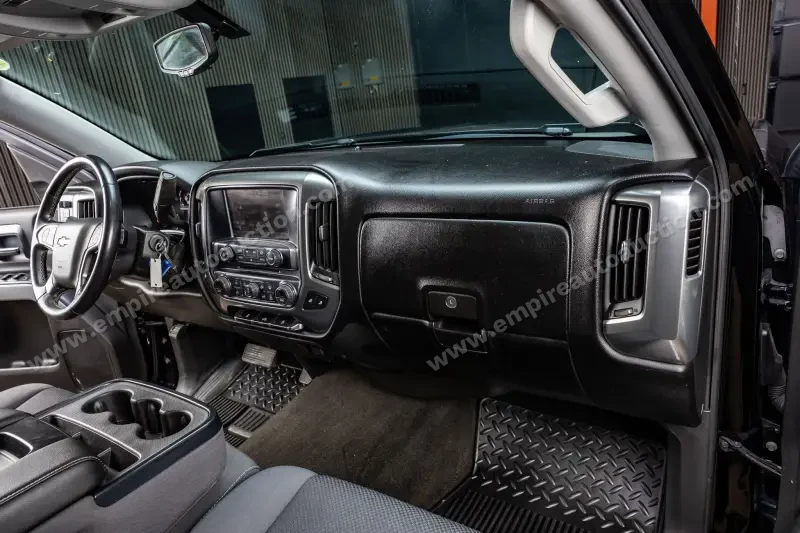 2019 Chevrolet Silverado 1500 Crew Cab LT photo 16