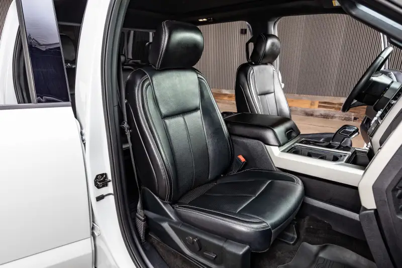 2020 Ford F150 SuperCrew Cab Lariat photo 27
