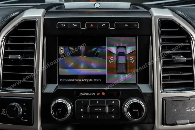 2020 Ford F150 SuperCrew Cab Lariat photo 9
