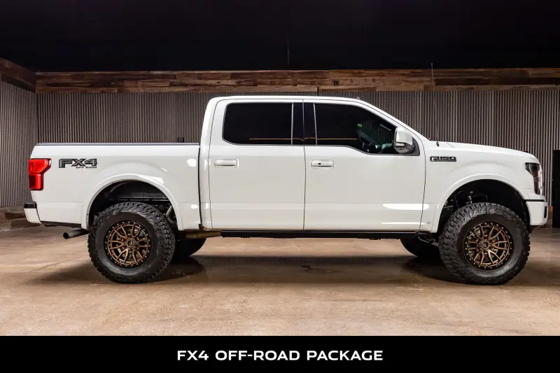 2020 Ford F150 SuperCrew Cab Lariat photo 12