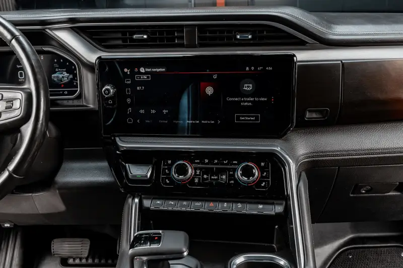 2023 GMC Sierra 1500 Crew Cab Denali photo 30