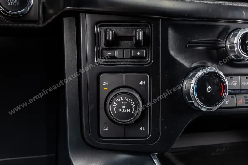 2023 Ford F150 SuperCrew Cab Raptor photo 12