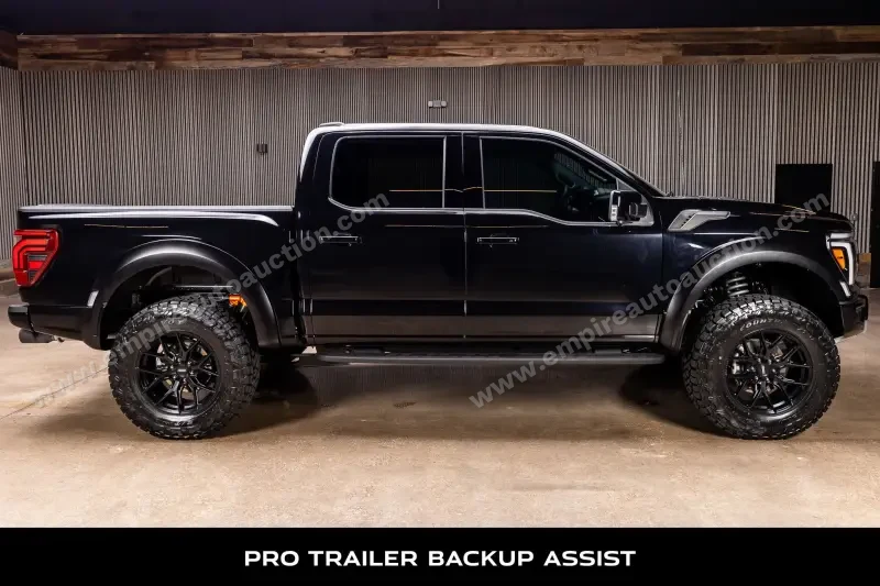 2023 Ford F150 SuperCrew Cab Raptor photo 3