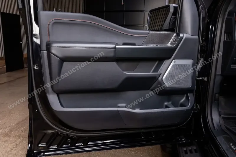 2023 Ford F150 SuperCrew Cab Raptor photo 13