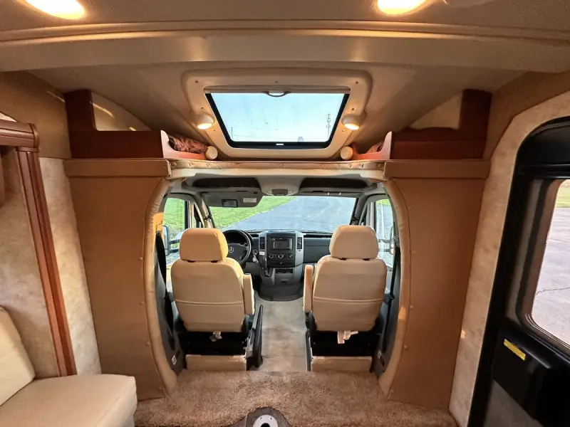 2012 Sprinter Itasca Navion IQ M-24G photo 21