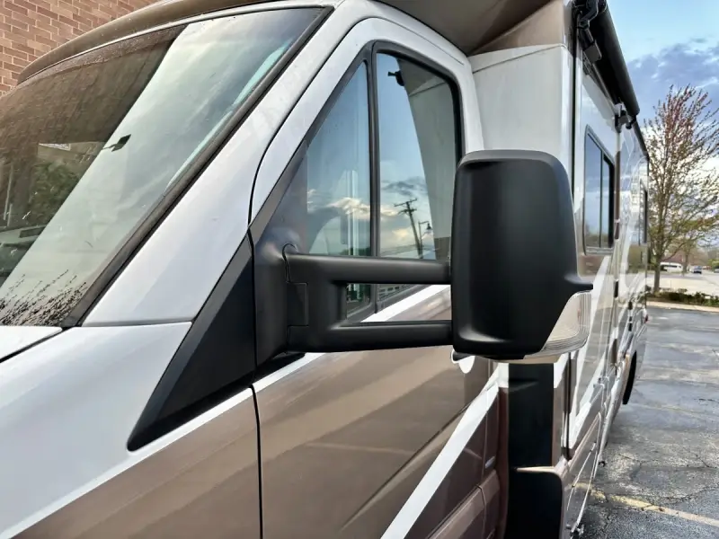 2012 Sprinter Itasca Navion IQ M-24G photo 4