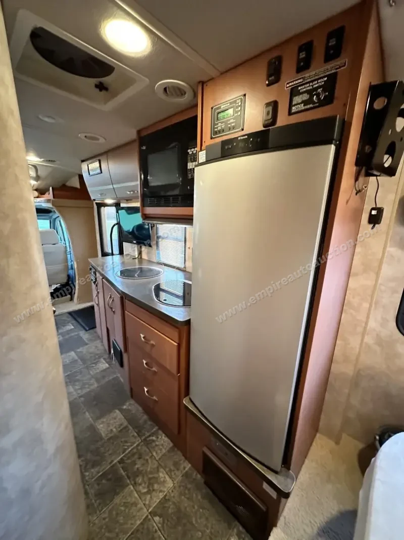 2012 Sprinter Itasca Navion IQ M-24G photo 40