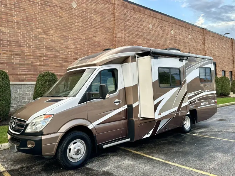 2012 Sprinter Itasca Navion IQ M-24G photo 22