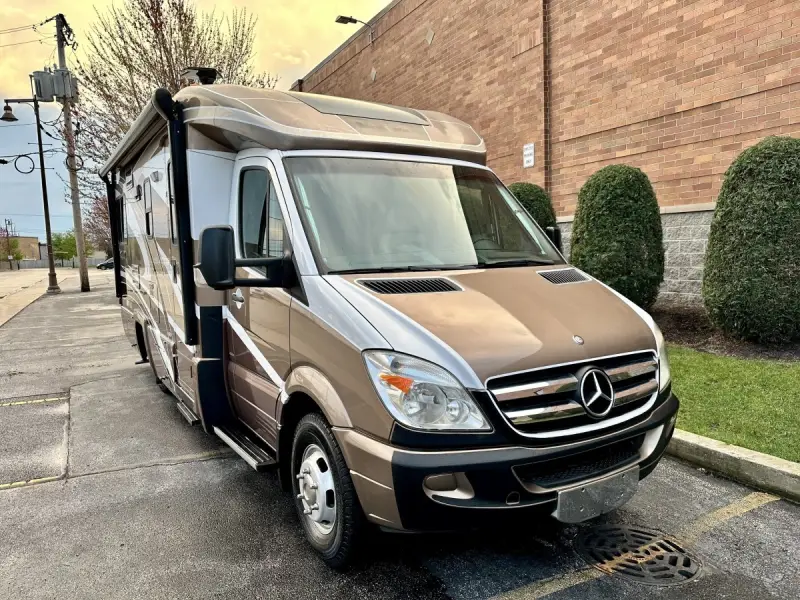 2012 Sprinter Itasca Navion IQ M-24G photo 44