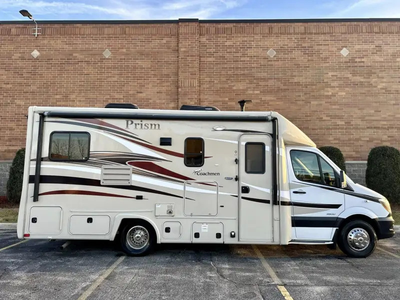 2016 Coachmen Prism 24G photo 32