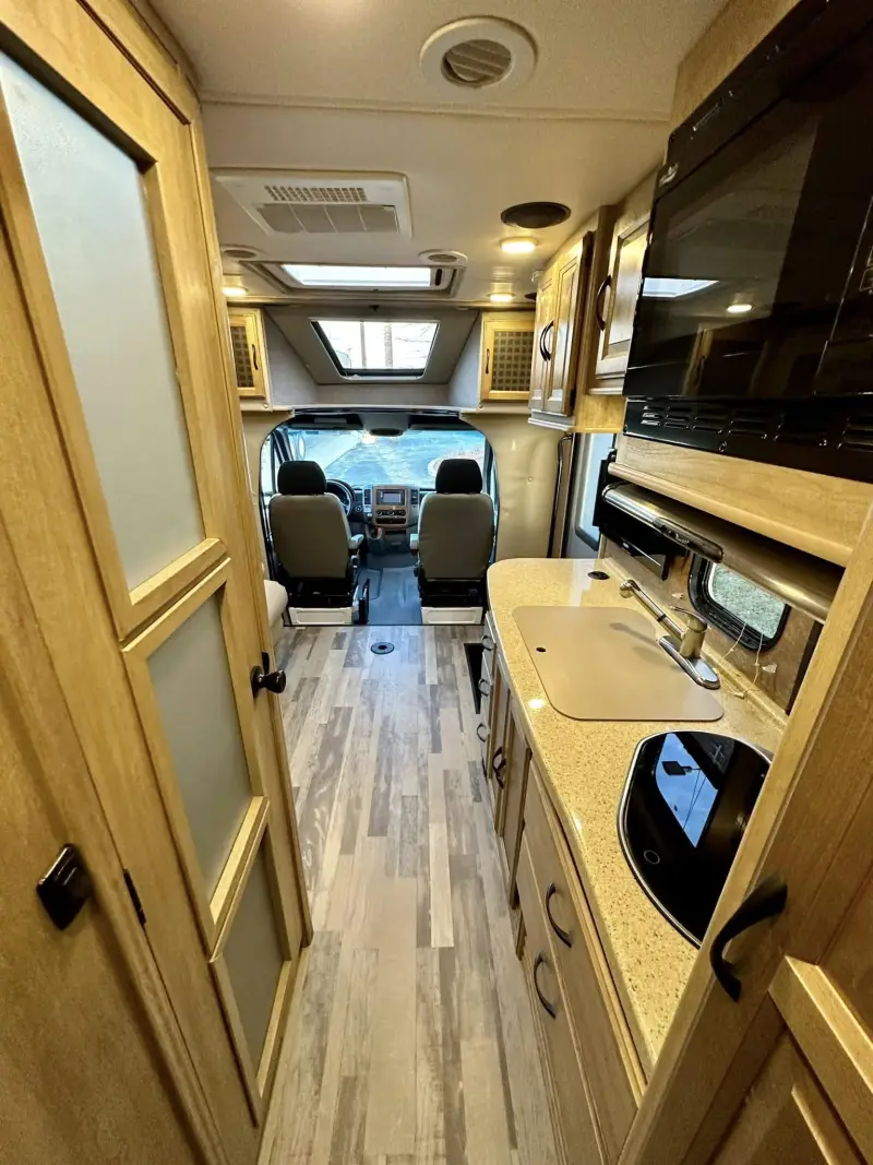 2016 Coachmen Prism 24G photo 23