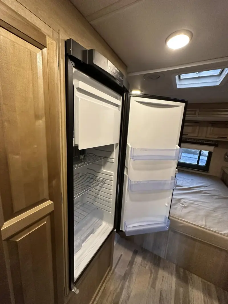 2016 Coachmen Prism 24G photo 21