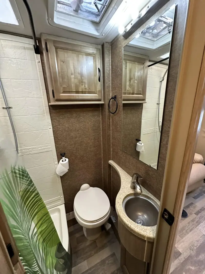 2016 Coachmen Prism 24G photo 16