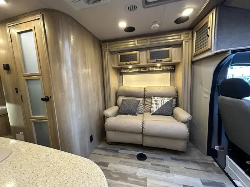 2016 Coachmen Prism 24G photo 8