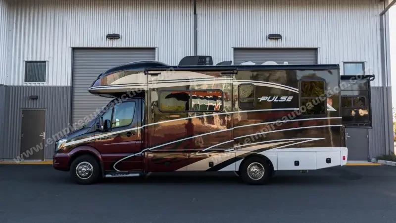 2018Fleetwood Pulse 24A Conversion photo 3