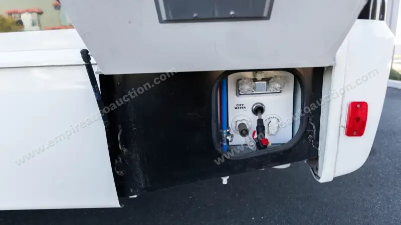 2018Fleetwood Pulse 24A Conversion photo 17
