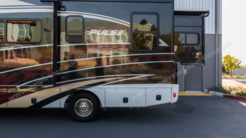 2018Fleetwood Pulse 24A Conversion photo 18