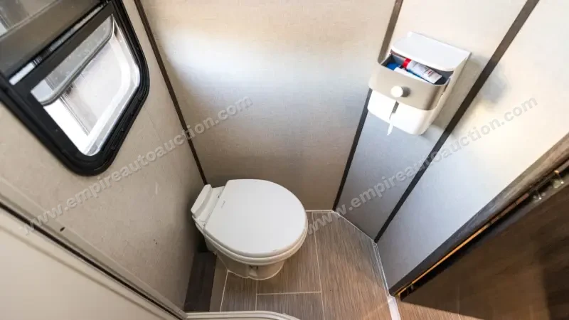2018Fleetwood Pulse 24A Conversion photo 85