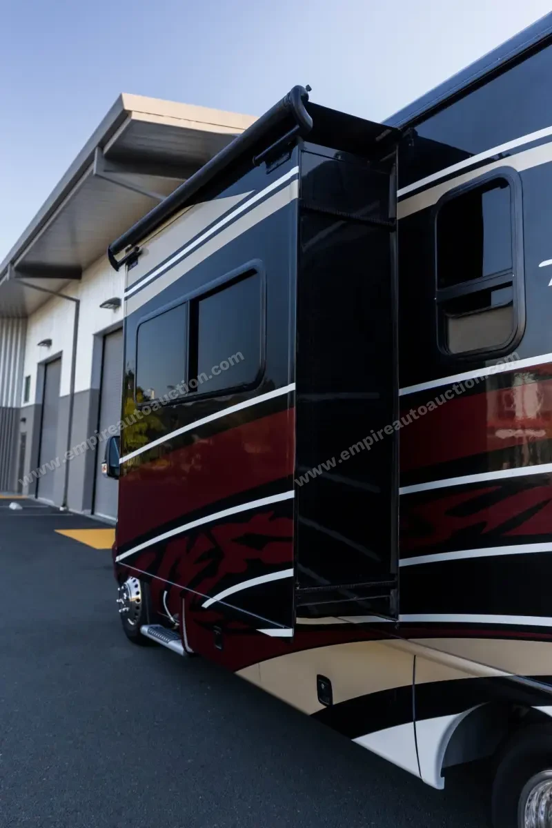 2018Fleetwood Pulse 24A Conversion photo 21