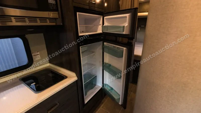 2018Fleetwood Pulse 24A Conversion photo 78