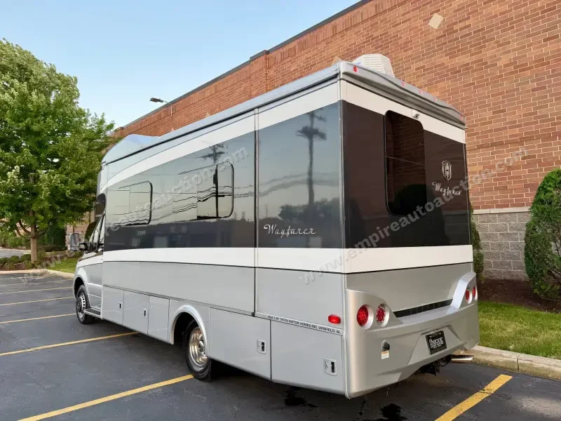 2020 Tiffin Motorhomes Wayfarer 25 RW photo 18
