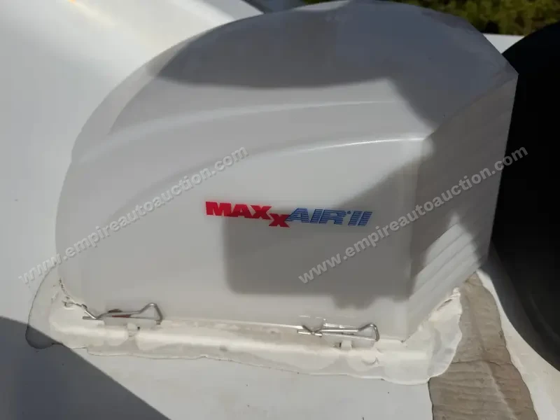 2020 Tiffin Motorhomes Wayfarer 25 RW photo 44