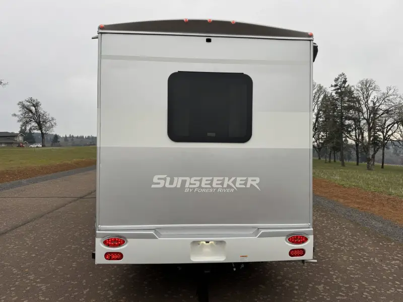 2022 Forest River Sunseeker MBS photo 12