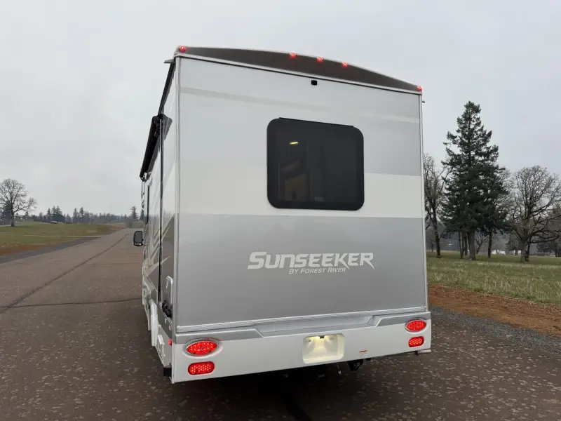 2022 Forest River Sunseeker MBS photo 11