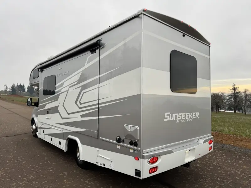 2022 Forest River Sunseeker MBS photo 9