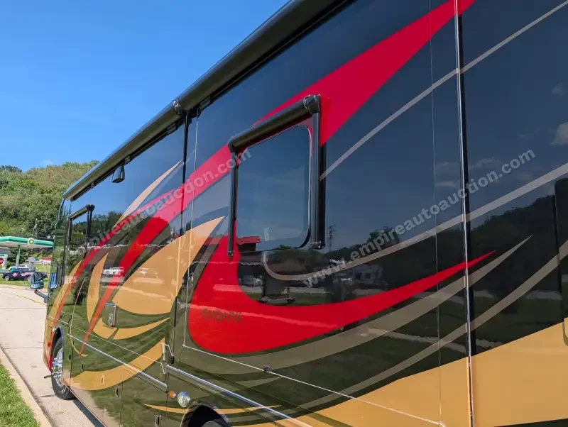 2019 Jayco Embark 37MB photo 29