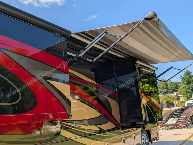 2019 Jayco Embark 37MB photo 37