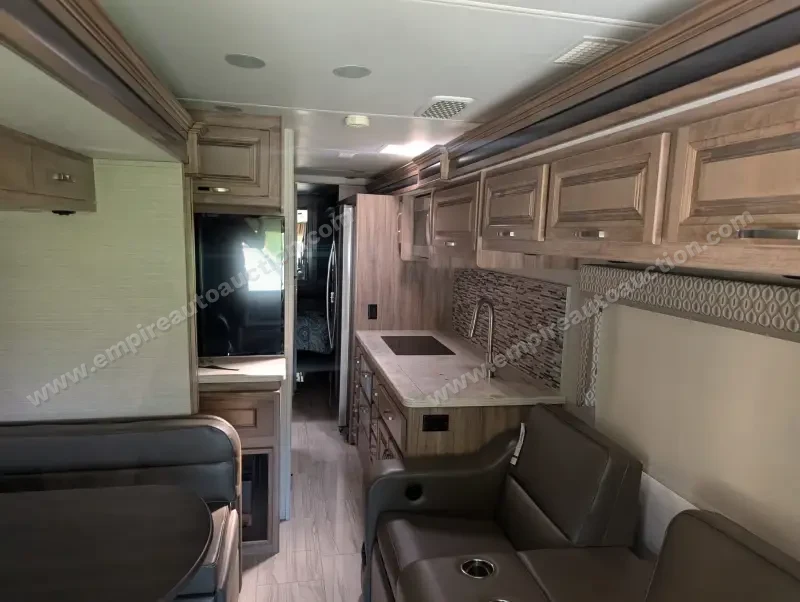2019 Jayco Embark 37MB photo 152