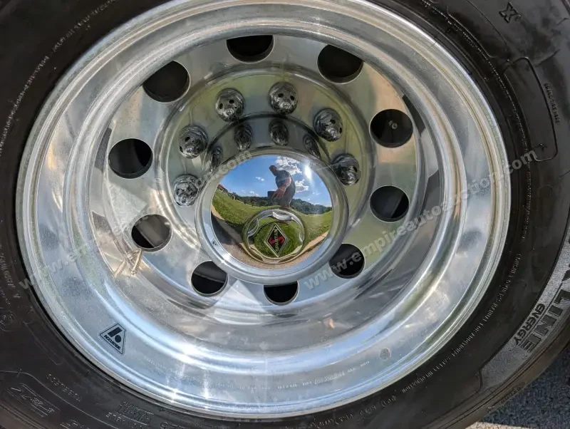 2019 Jayco Embark 37MB photo 92